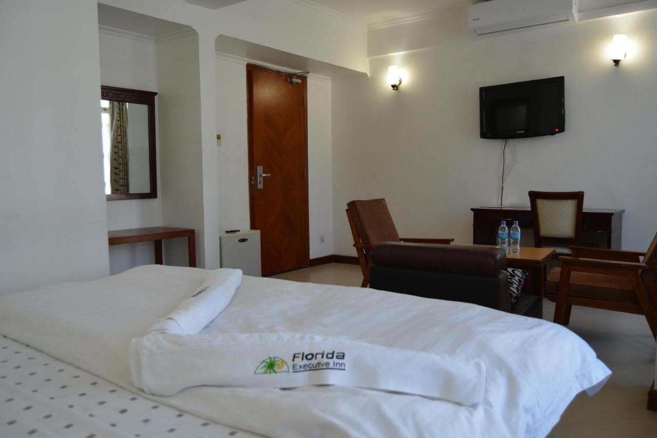 Florida Executive Inn Дар ес Саалам Екстериор снимка